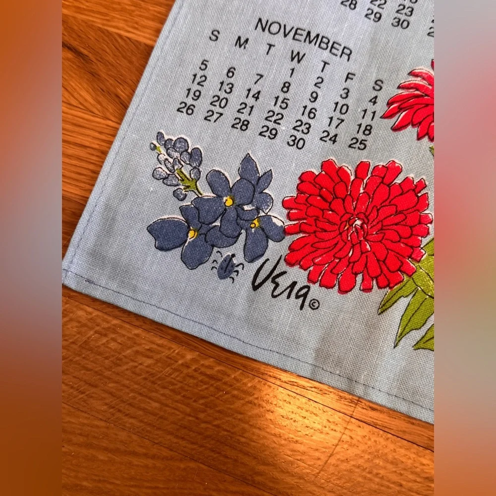 1978 Vintage Vera Floral Calendar Tea Towel Set - Picture 8 of 8